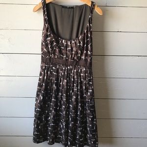 Elie Tahari Sleeveless Pleated Empire Waist Dress